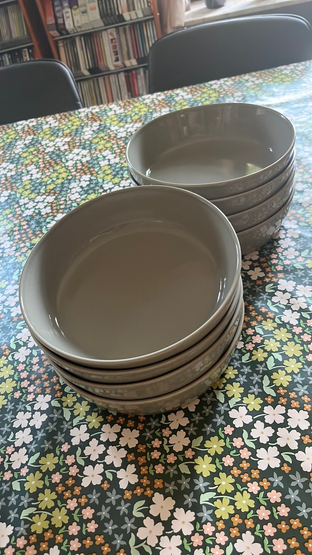 Diepe borden, Huis en Inrichting, Keuken | Servies, Ophalen, Zo goed als nieuw, Bord(en)
