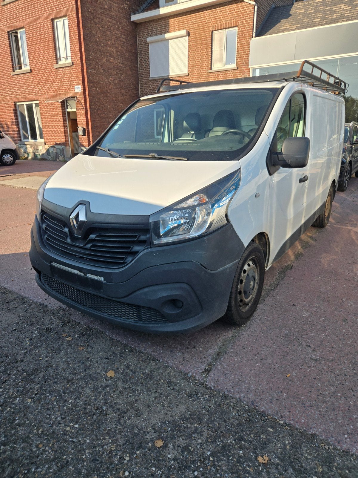 renault trafic 1.6D, Auto's, 2700 kg, Euro 5, Stof, Zwart