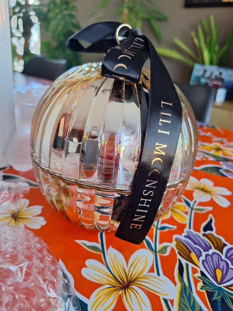 Geurkaars Lilimoonshine, Huis en Inrichting, Ophalen of Verzenden, Nieuw, Kaars, Overige merken