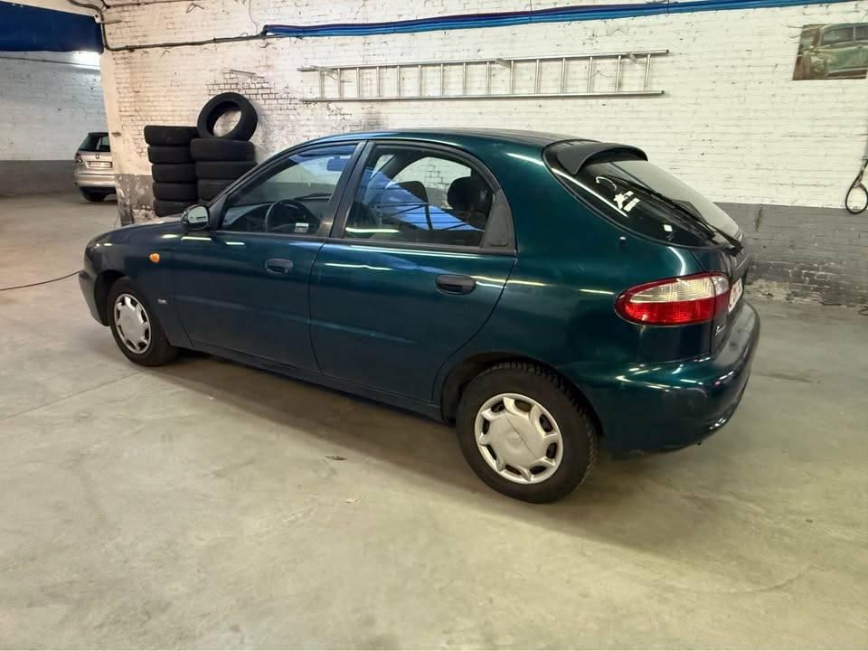Daewoo Lanos 1.5I ***benzine / 127.748km / Airco***, Auto's, Voorwielaandrijving, Stof, Elektrische ramen, 63 kW