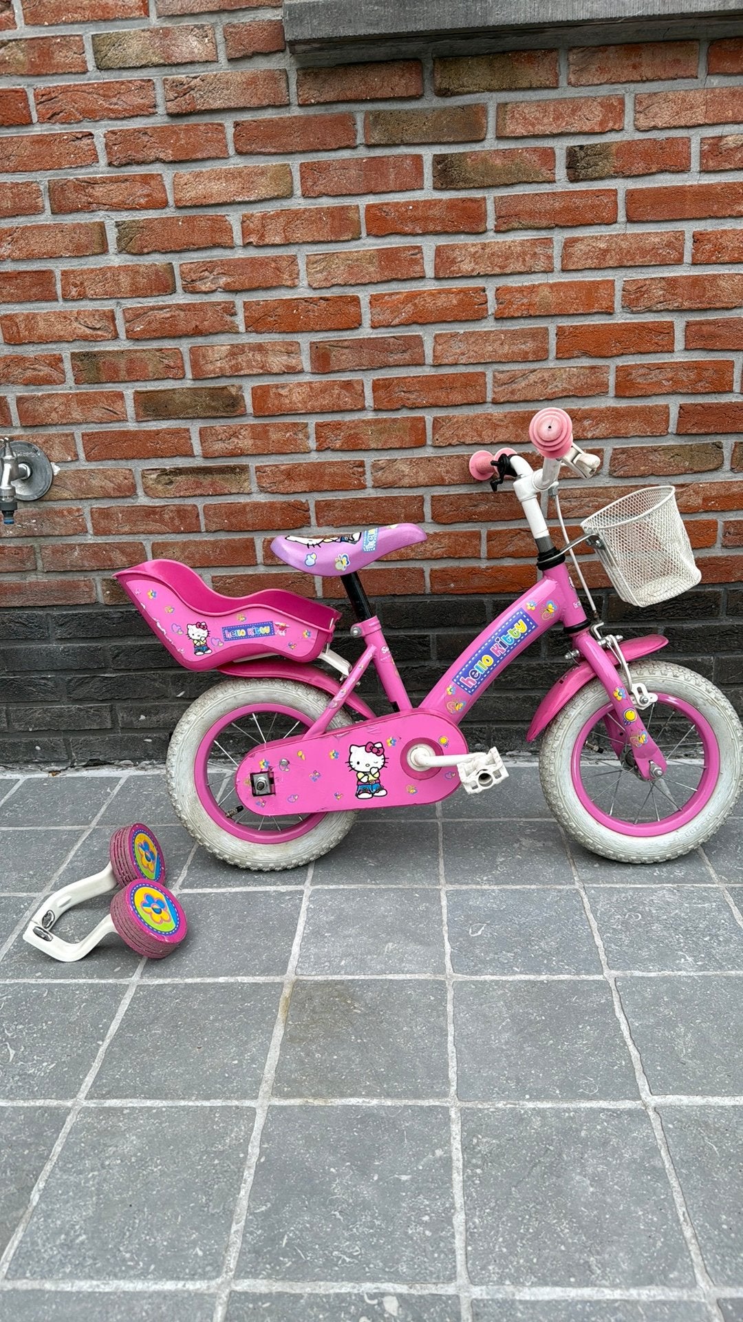 Hello Kitty fiets, Enlèvement, Utilisé, Stabilisateurs