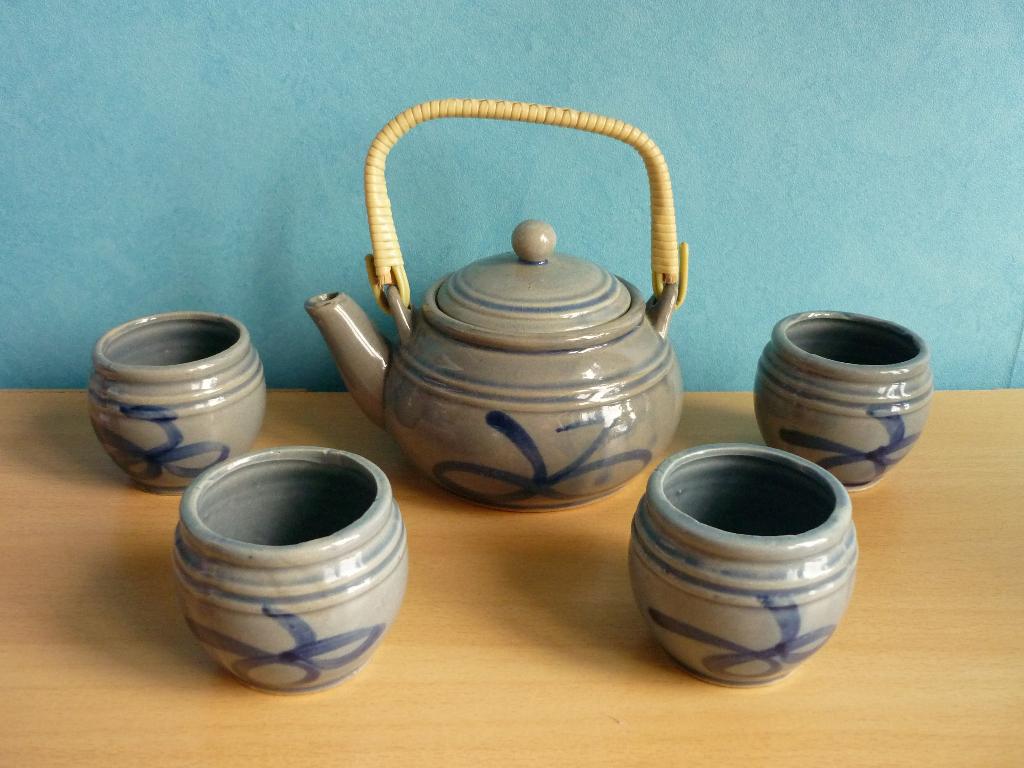 Keuls stenen aardewerk Theeset Theekan en 4 kopjes, Ophalen of Verzenden