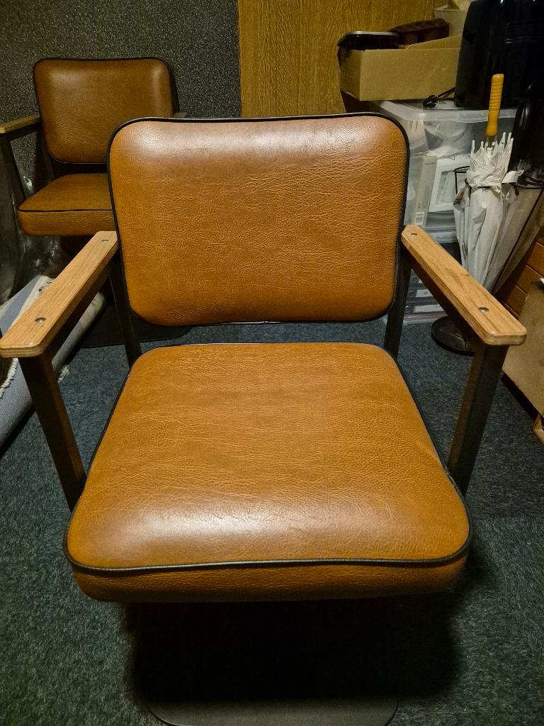 Kappersstoel, Huis en Inrichting, Stoelen, Ophalen, Gebruikt, Bruin, Leer