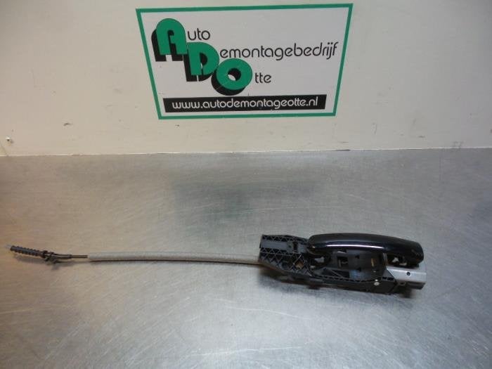Poignée portière 4portes avant gauche d'un Volkswagen Polo, Autos : Pièces & Accessoires, -, Utilisé, -, -