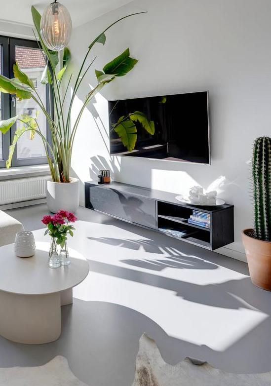 Stijlvol zwevend tv meubel met klep en open vak |160cm breed, Huis en Inrichting, Ophalen, 150 tot 200 cm, Eikenhout, Zo goed als nieuw