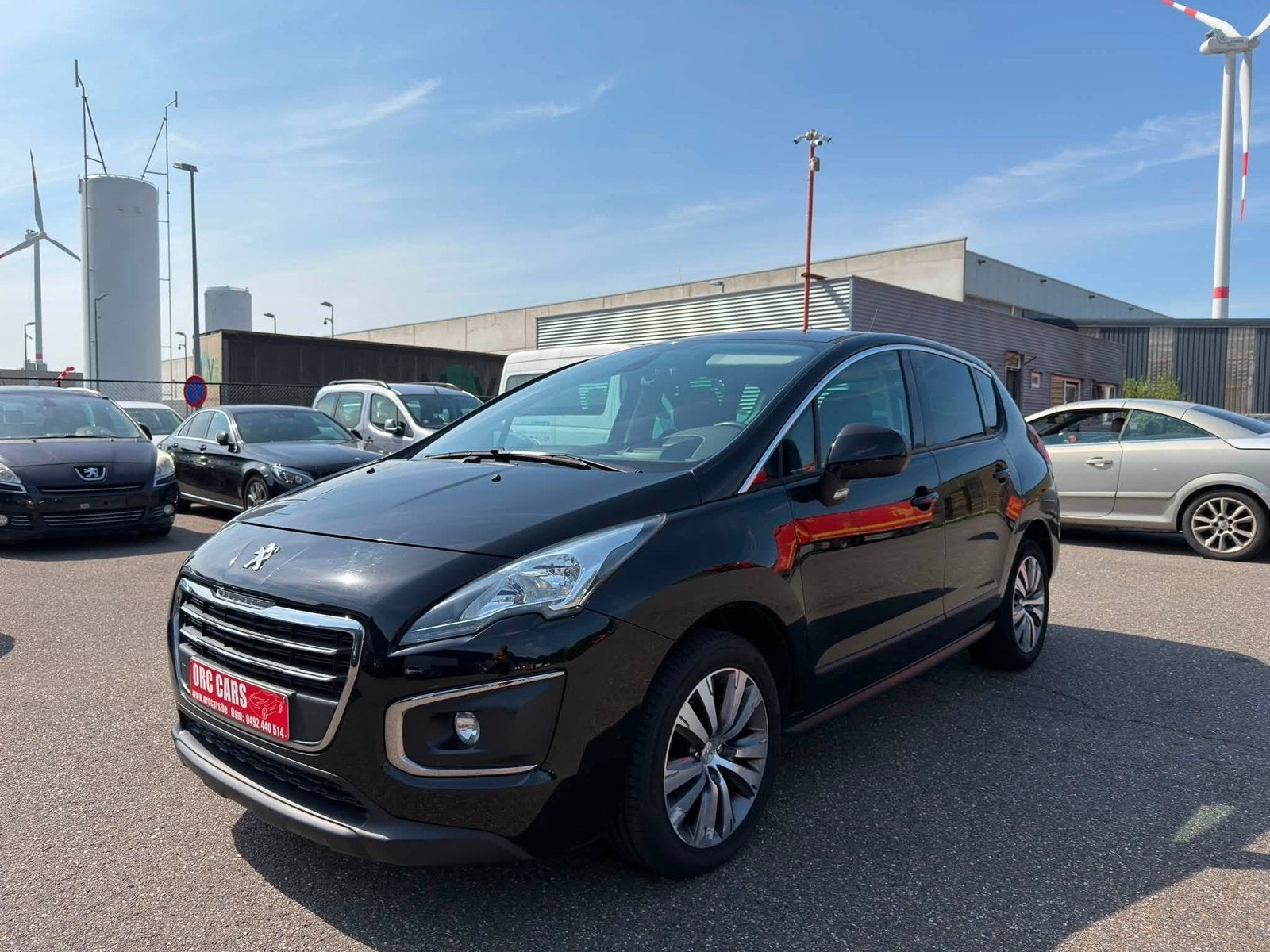 PEUGEOT 3008 1.6 HDi AUTOMAAT – NAVI – HUD CRUISE – GARANTIE, Auto's, Peugeot, Automaat, Zwart, 4 cilinders, 110 g/km