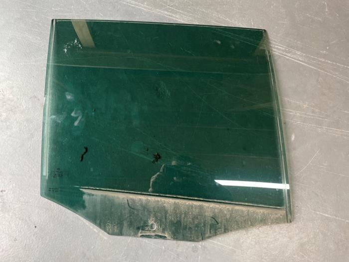 Vitre portière 4portes arrière droite d'un Volkswagen Tigu, -, 3 mois de garantie, Utilisé, -