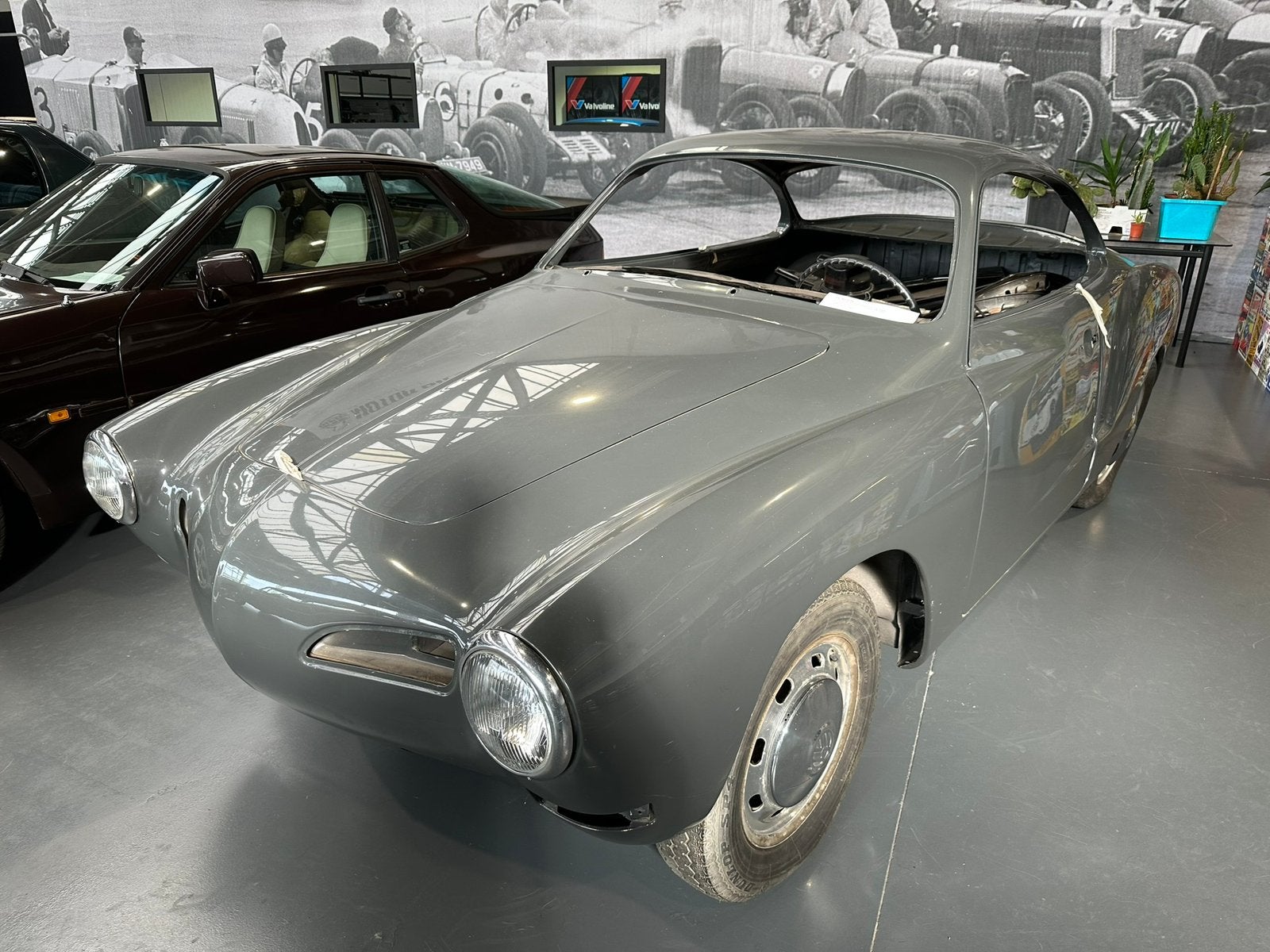 VW Karmann Ghia - 1972 - 1.6 - project / af te werken, Autos, Oldtimers & Ancêtres, Argent ou Gris, Entreprise, 2 portes, Essence