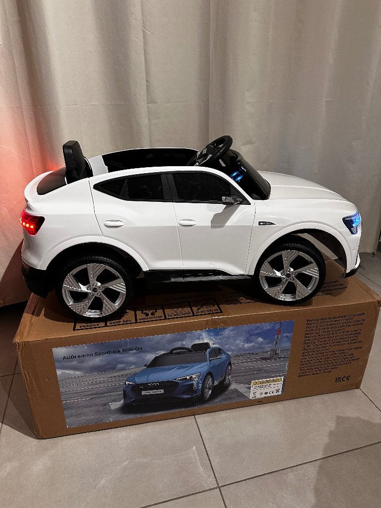 Voiture electrique Audi pour enfant, Enlèvement, Neuf