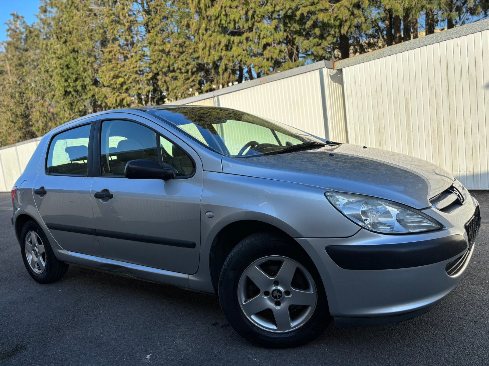 Peugeot 307 - 1.4 Essence - 167 000 Km - Homologuée, Argent ou Gris, Achat, Boîte manuelle, Noir