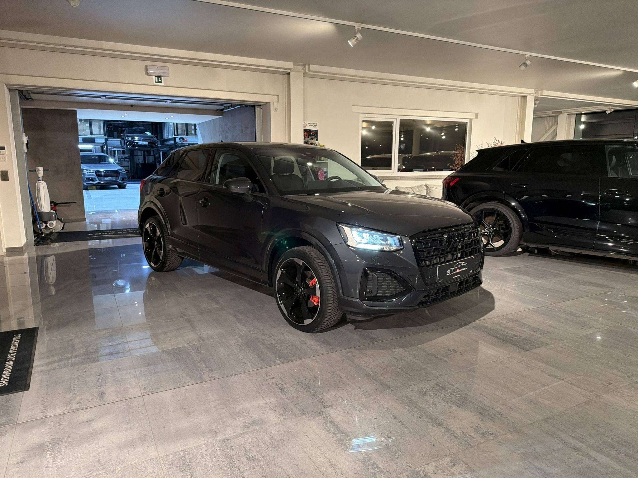 Audi Q2 SOLD BIJ GARAGE VRIENS YVES BV! (bj 2024, automaat), 1380 kg, 4 cilinders, https://public.car-pass.be/vhr/19f0731c-0b3b-4902-8e25-2ea41e657df2