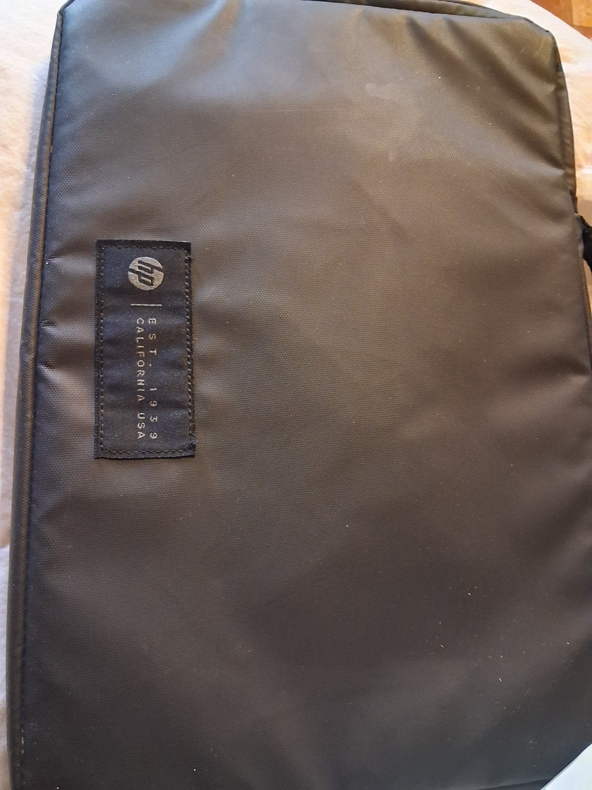 Laptophoes HP kunstleder zwart 17 tot 18 inch laptop, Computers en Software, Laptophoezen, Ophalen of Verzenden