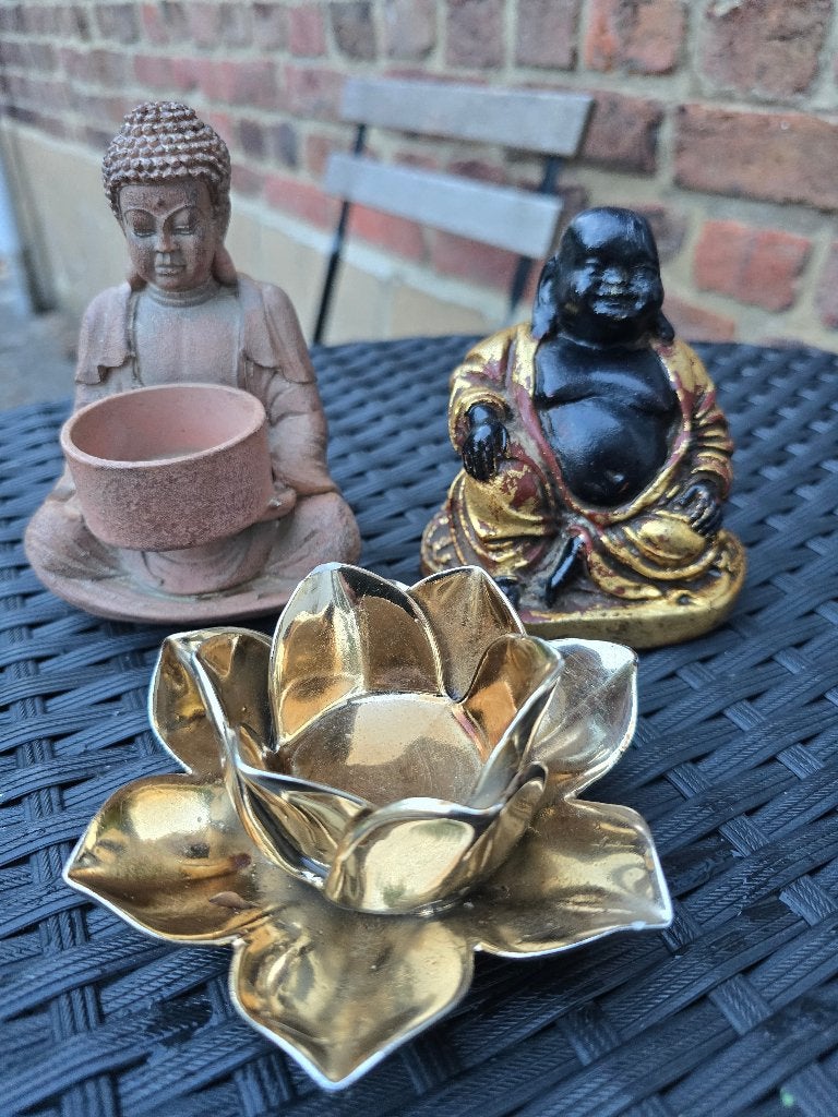 Un lotus bougeoir et 2 bouddhas, Enlèvement, Comme neuf, Pierre/céramique