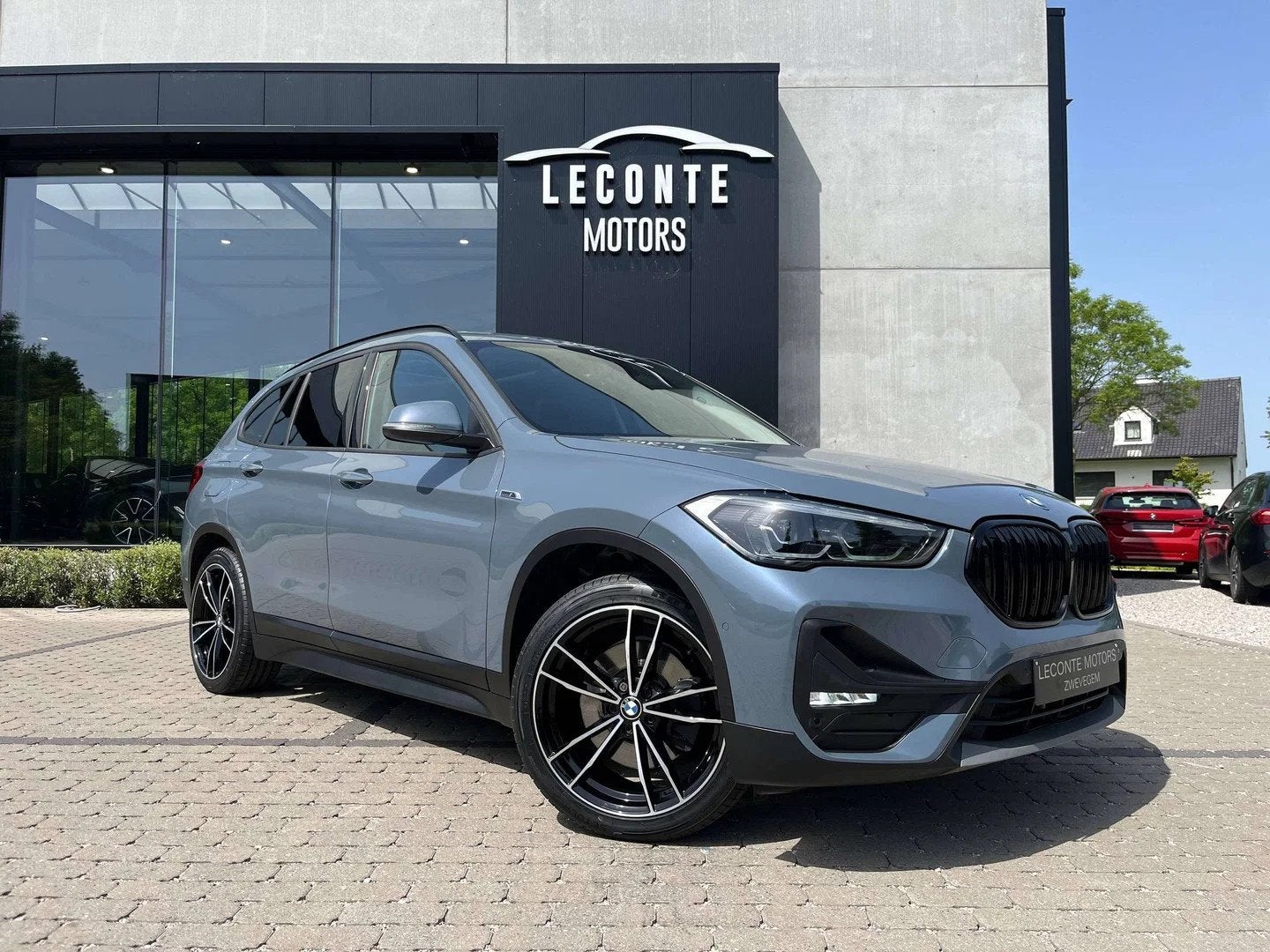 BMW X1 X11.5iA xDrive25e Hybride Panodak/Sportzetels/Camera/, Autos, BMW, Argent ou Gris, Achat, Euro 6, Noir