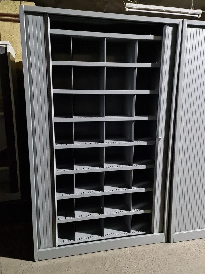 Liquidation Armoire métallique avec porte coulissante., Enlèvement ou Envoi, Comme neuf, Métal