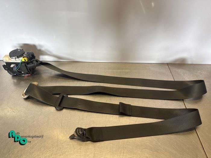 Veiligheidsgordel links-voor van een Nissan Note (Note 13-), Gebruikt, -, -, Ophalen of Verzenden