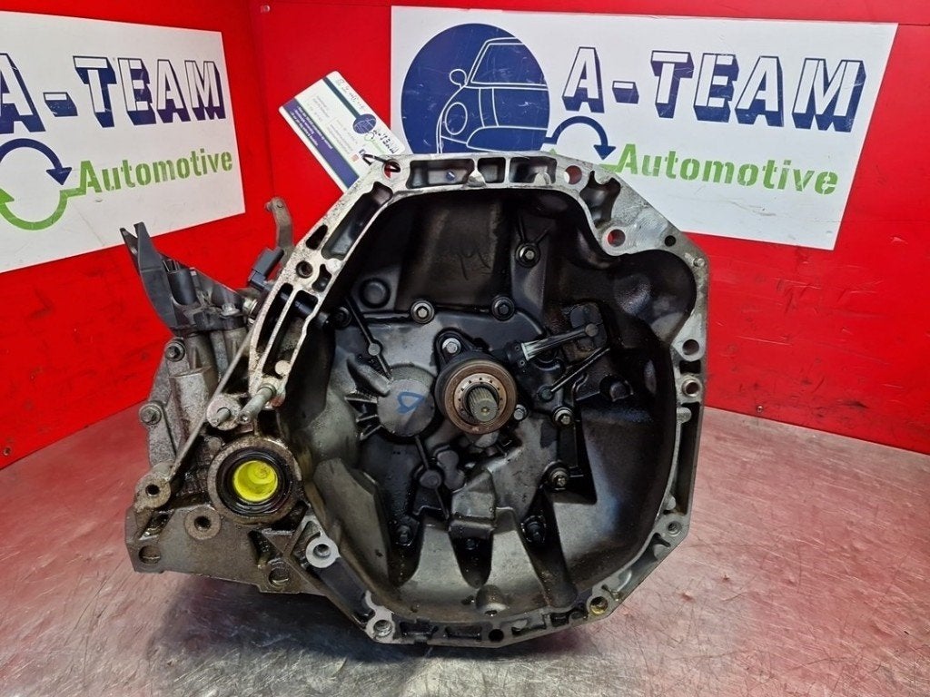 BOITE DE VITESSES MANUELLE Renault Clio III (BR / CR), Utilisé, Renault