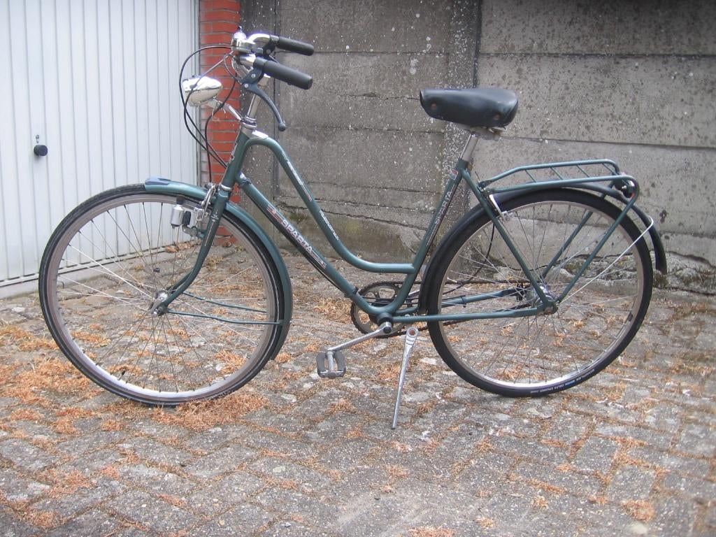 28 inch sparta damesfiets , eerste versnelling werkt niet, Fietsen en Brommers, Ophalen, Sparta, Gebruikt, Velgrem