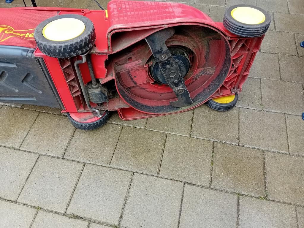 Grasmaaier  en te bezichtigen  in wondelgem, Enlèvement ou Envoi