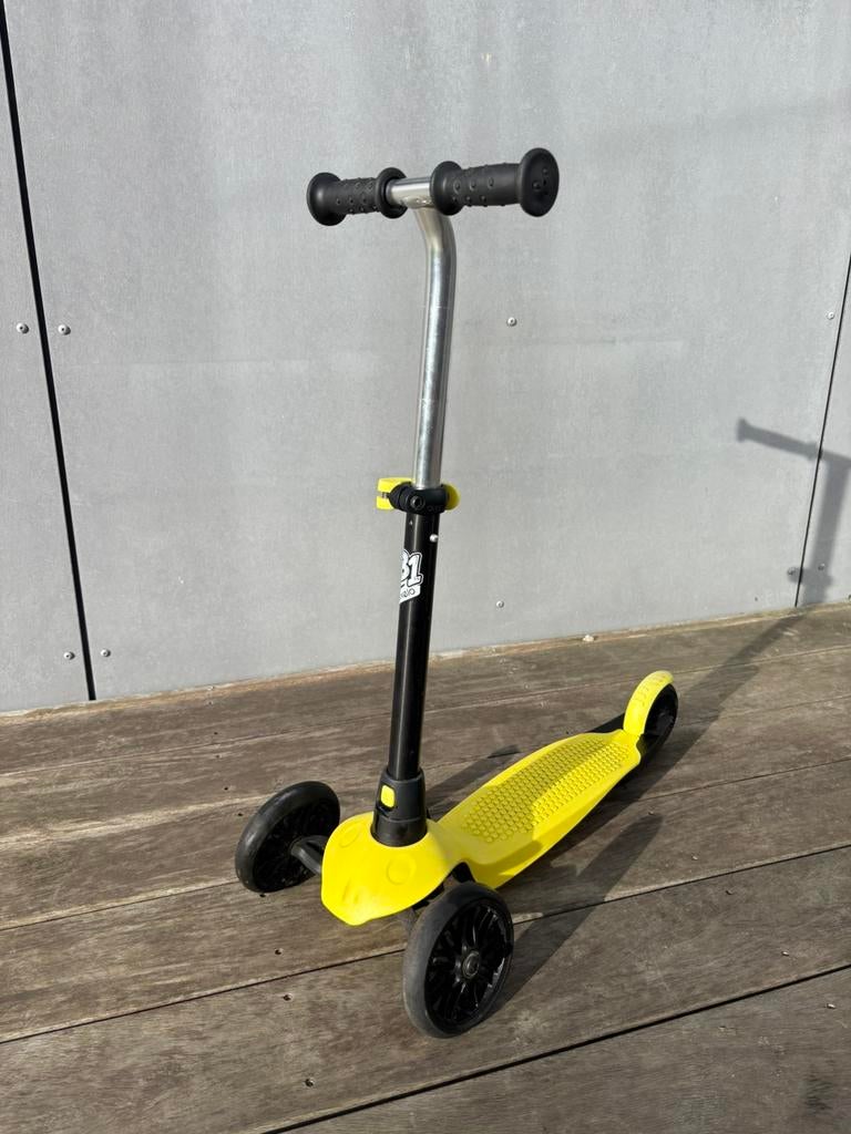 Oxelo B1 kinderstep met 3 wielen, Fietsen en Brommers, Ophalen, Zo goed als nieuw, Gewone step