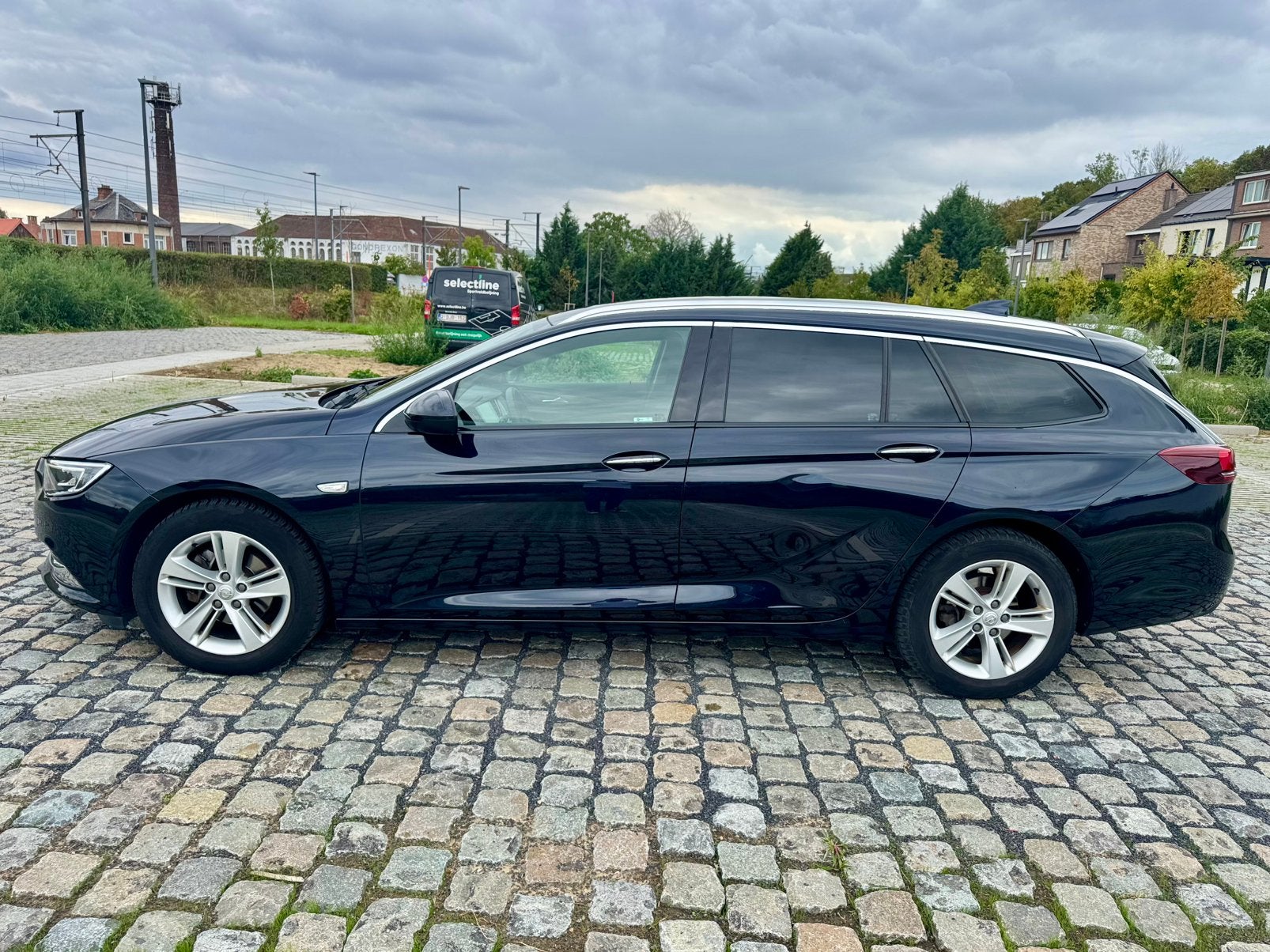 Opel Insigna Sport  1.5i 137000 km Cuir Xenon Gps Carnet, Autos, Cuir, Achat, Euro 6, 1500 cm³