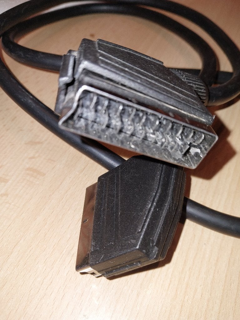 câble SCART, TV, Hi-fi & Vidéo, Enlèvement ou Envoi, Comme neuf, Moins de 2 mètres, Câble péritel