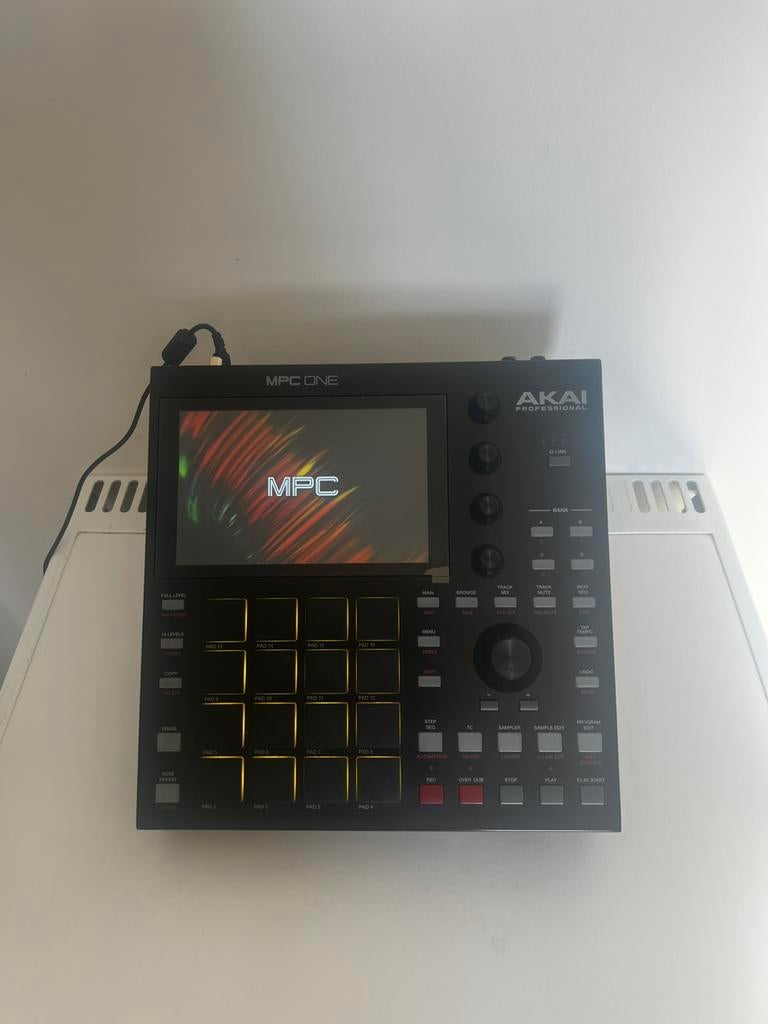 Akai MPC One : Gebruikt, Met Doos, Muziek en Instrumenten, Ophalen of Verzenden, Gebruikt