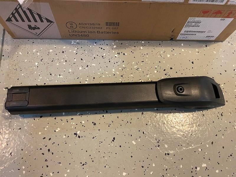2 SPECIALIZED M2 BATTERY’S 500WH MOET NU WEG, Ophalen of Verzenden, Gebruikt