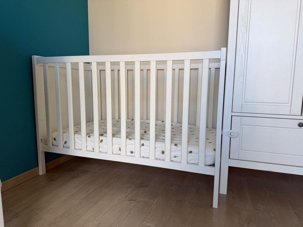 Ikea Sundvik bedje met Aerosleep matras, Enlèvement, Comme neuf, Lit