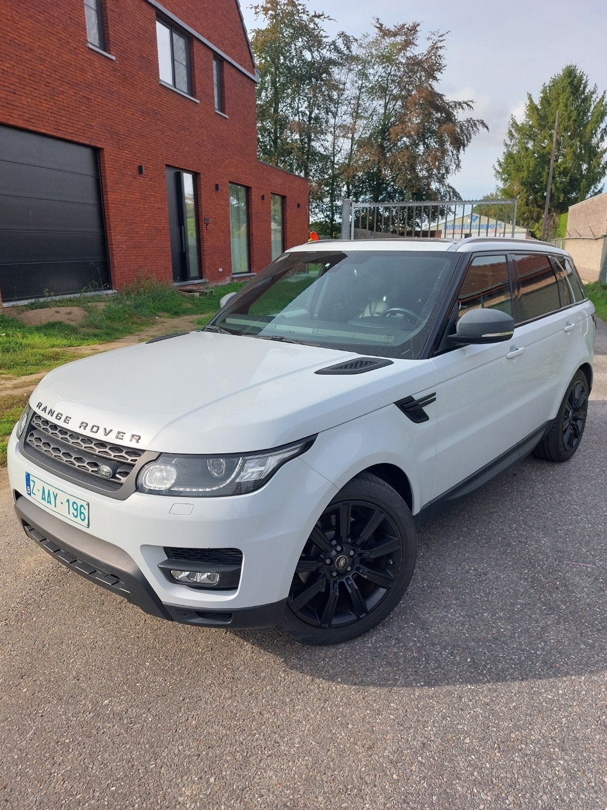 LANDROVER RANGE SPORT 3.0SDV6 HSE PANO DAK lICHTE VRACHT, Auto's, Automaat, Dealer onderhouden, Wit, Leder