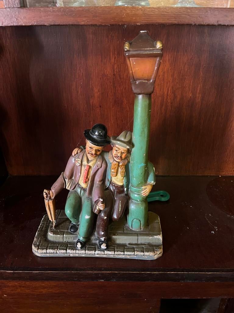Vintage caféscène beeldje, Antiek en Kunst, Antiek | Religieuze voorwerpen, Ophalen
