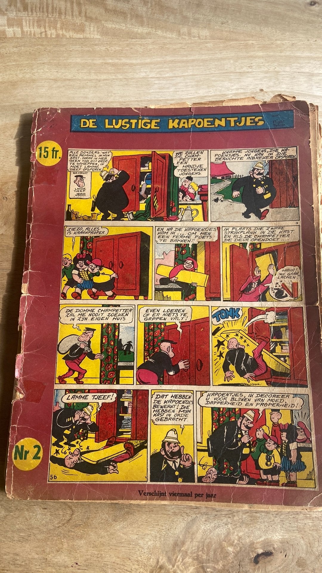 Strip de lustige kapoentjes, Ophalen