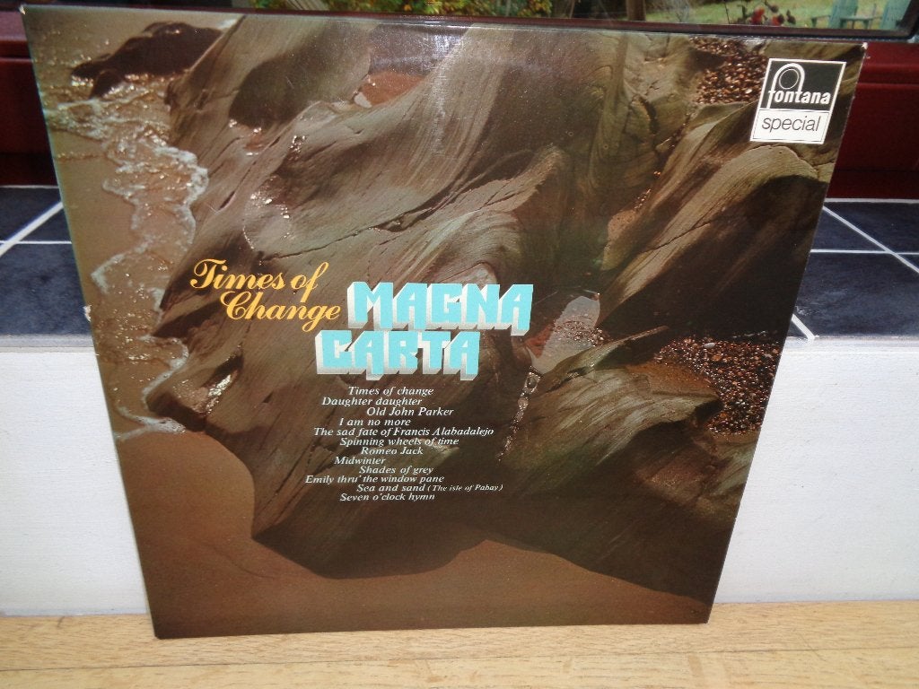 Magna Carta LP "Times of Change" [Nederland], Beschermende buitenhoes, LP, Gebruikt, Verzenden