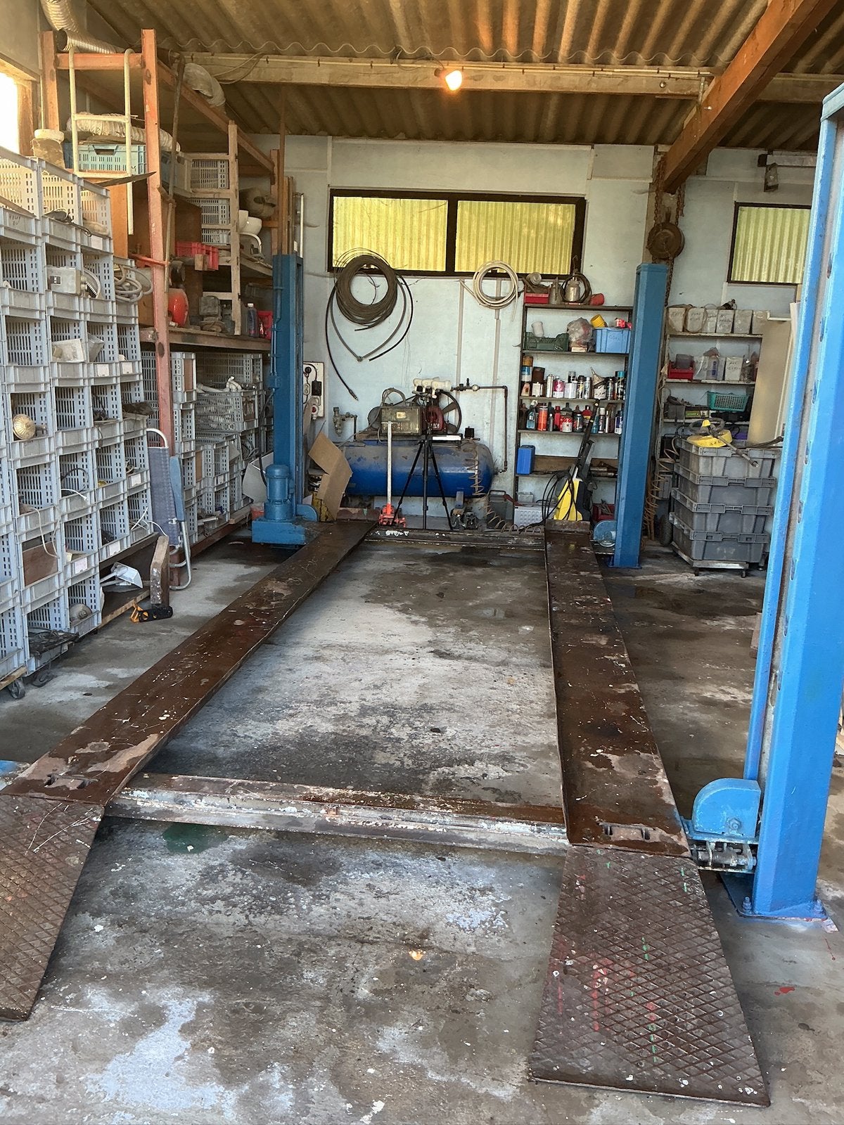 4 koloms hydraulische hefbrug, Ophalen, Gebruikt