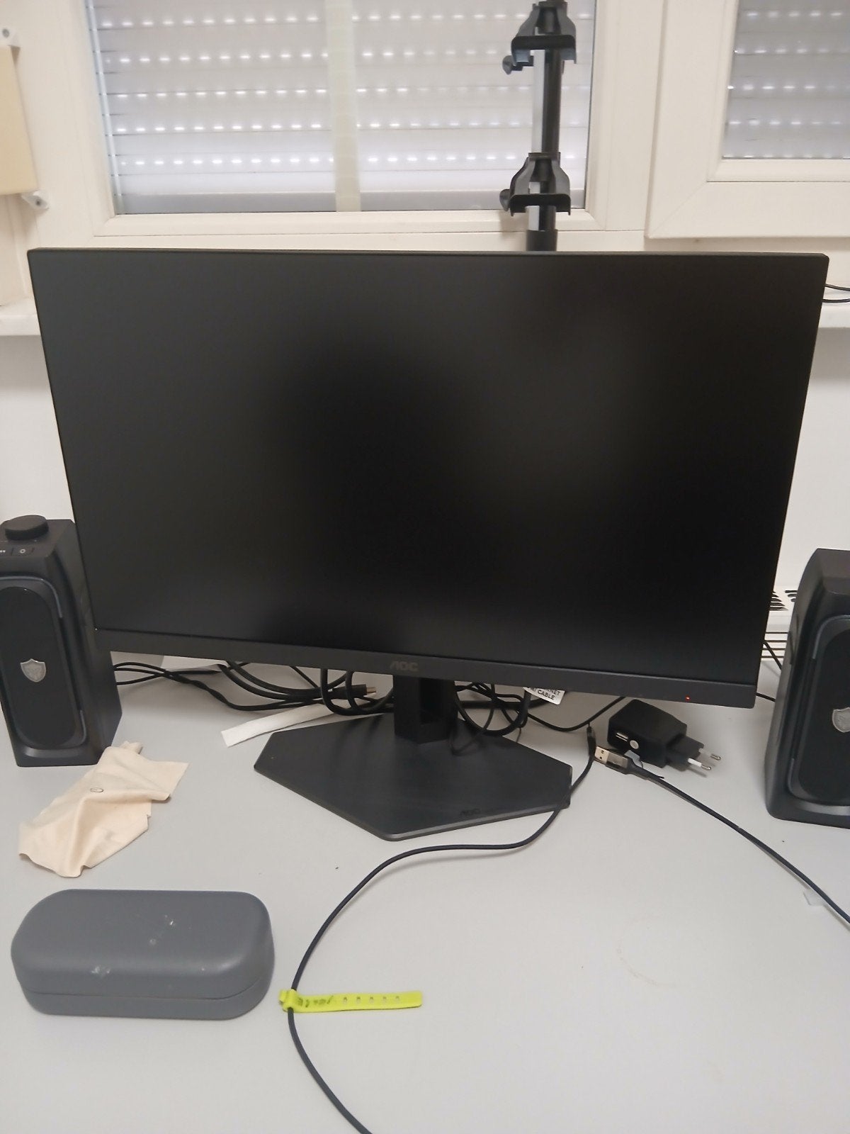 moniteur AOC avec boîte et accessoires, Enlèvement, HD