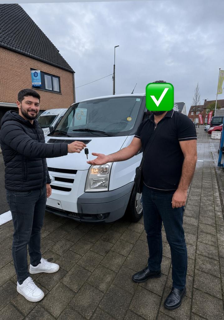 GEZOCHT.  Ford Transit. beschadigde motor kapot Geen problem