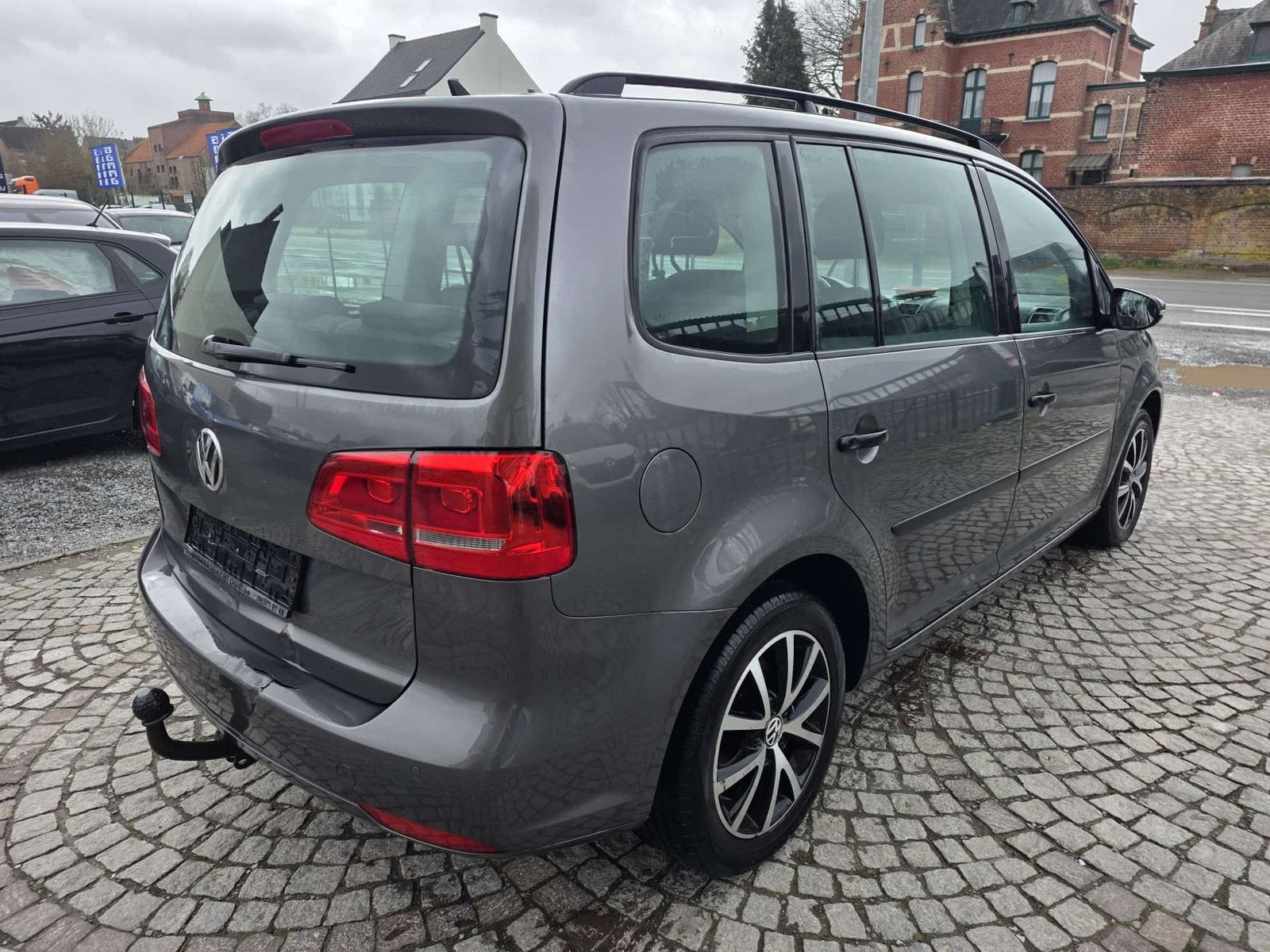 Volkswagen touran 1.6 diesel 7 plaats, Auto's, Volkswagen, Euro 5, Bedrijf, Diesel, Te koop
