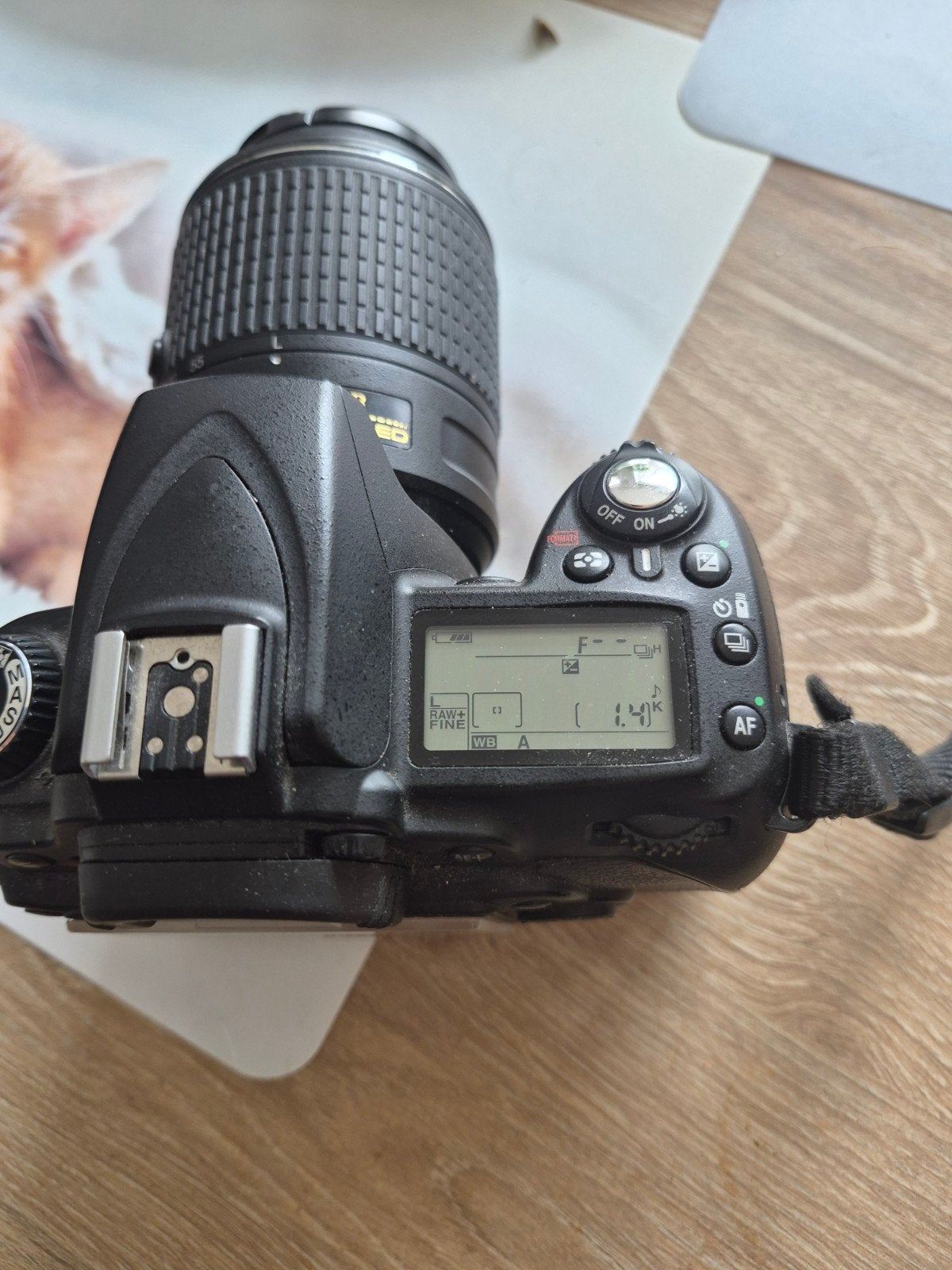 Nikon D90 + 55-200mm lens, Accu, 12 megapixels, Ophalen of Verzenden, 4 t/m 7 keer