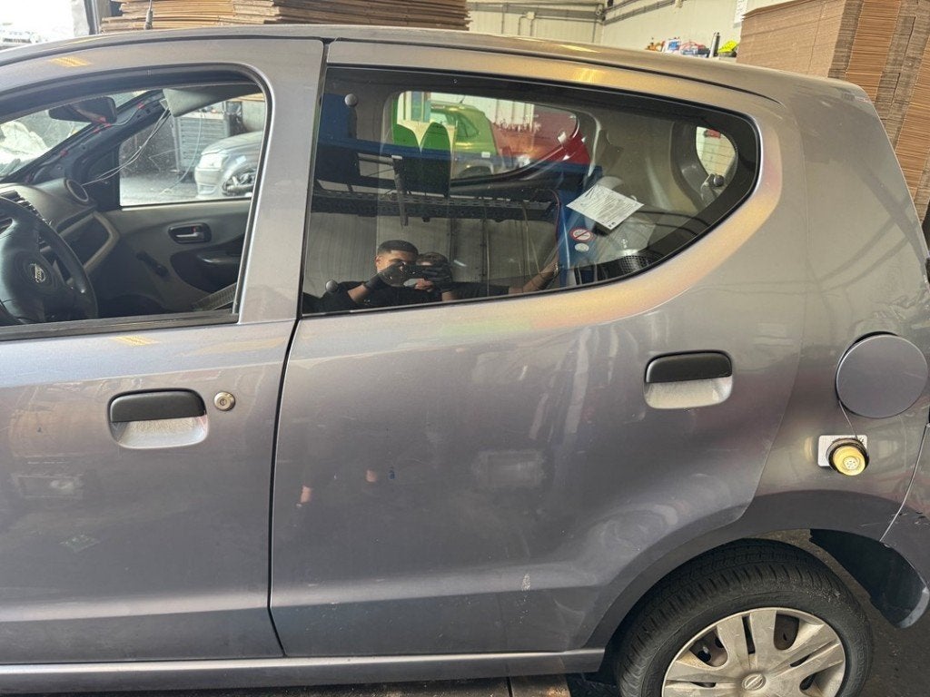 PORTE GAUCHE ARRIÈRE Nissan Pixo (D31S) (|821014A00C|), Arrière, Germany@nissan-services.eu, Porte, Kronenweg 38
50389  Wesseling, DE