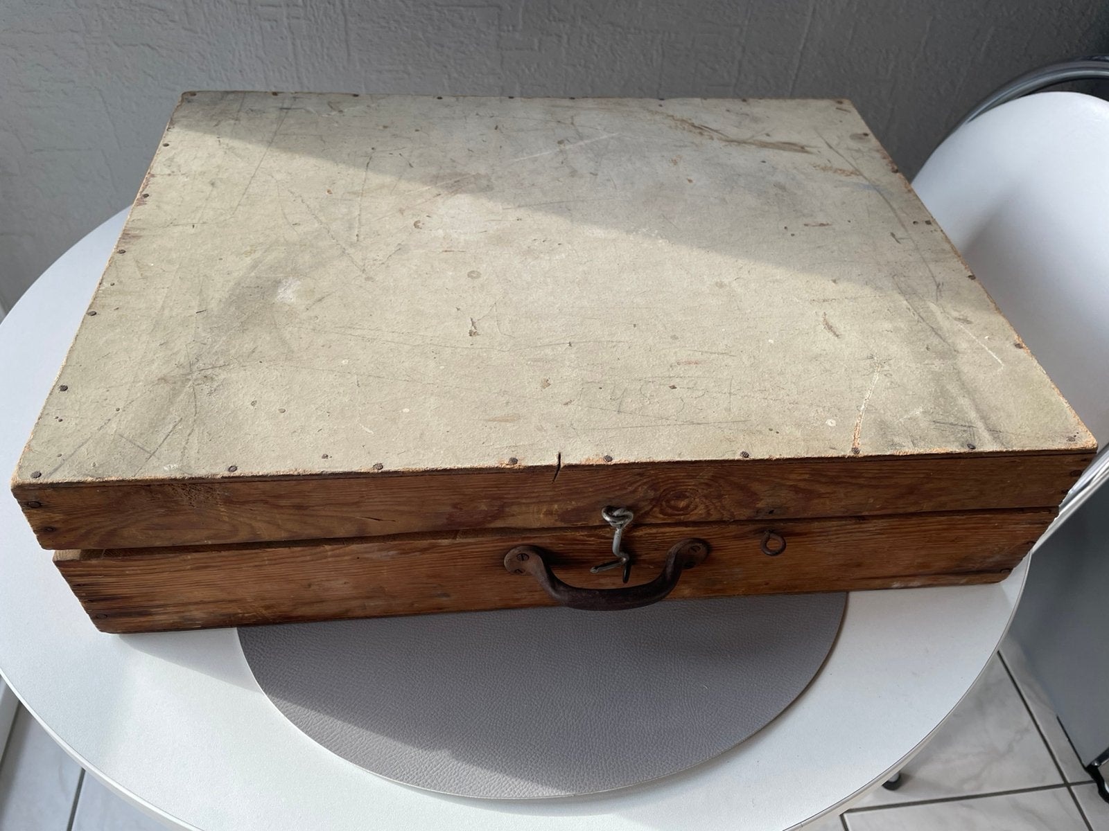Koffer met gereedschap, Ophalen