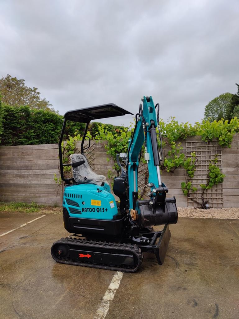 Nieuwe graafmachine minigraver 1500 kg, Ophalen