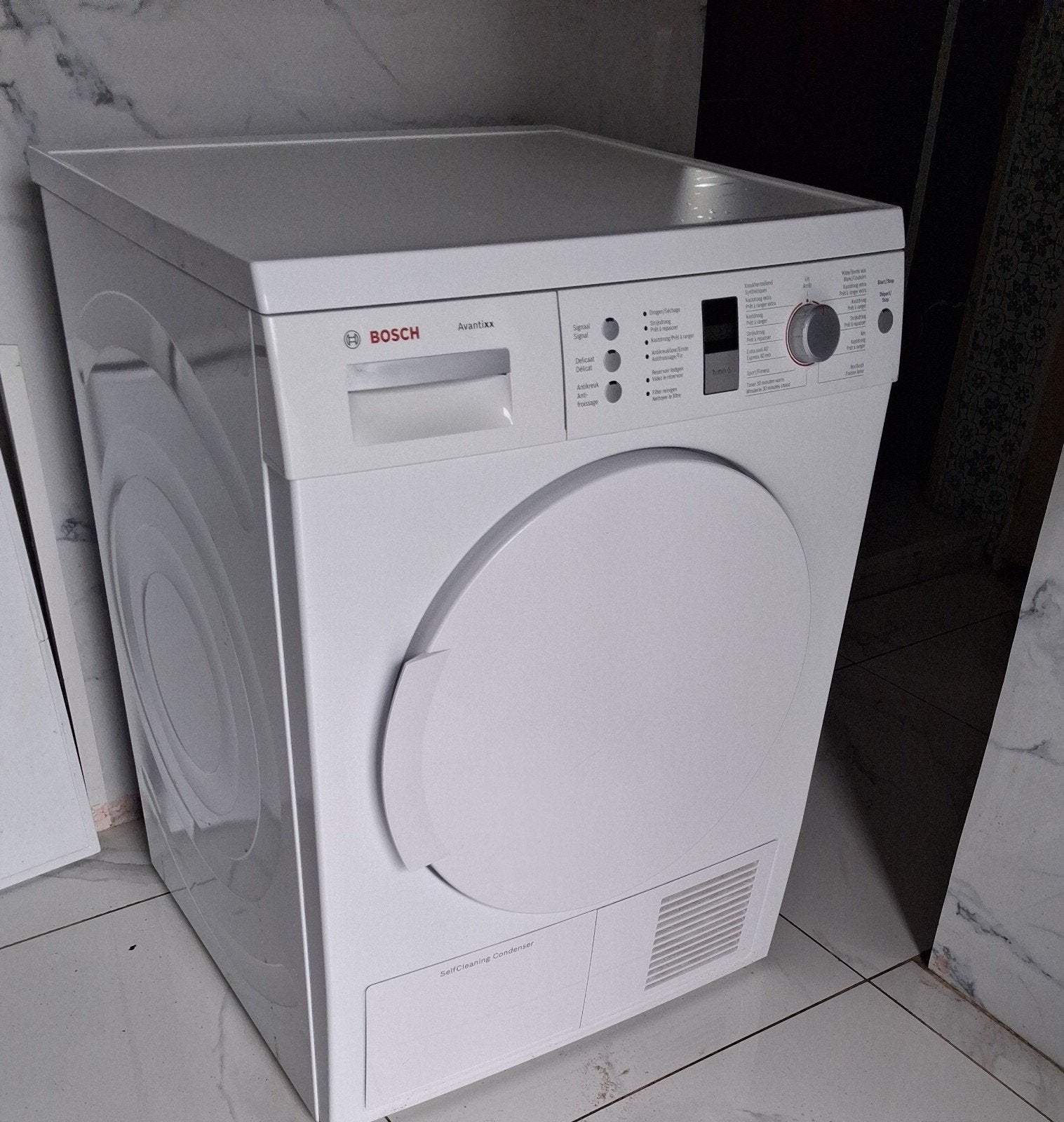 Droogkast condens waterbak bosch a+++ 9kg lvrng mglijk 165e, Elektronische apparatuur, Droogkasten, Ophalen of Verzenden, Condens