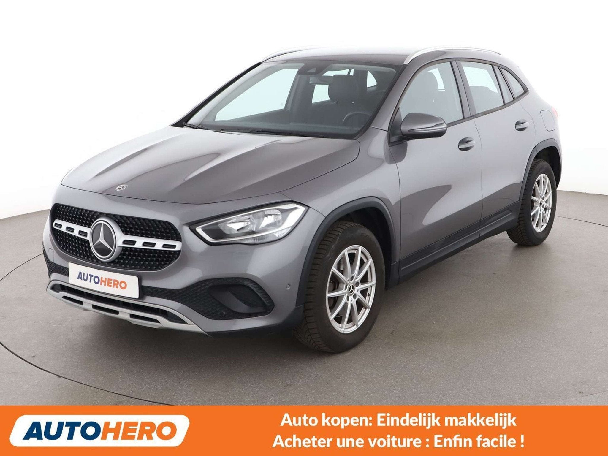 Mercedes-Benz GLA 180 GLA 180 d (automatique), Autos, Mercedes-Benz, Argent ou Gris, Achat, Euro 6, Noir