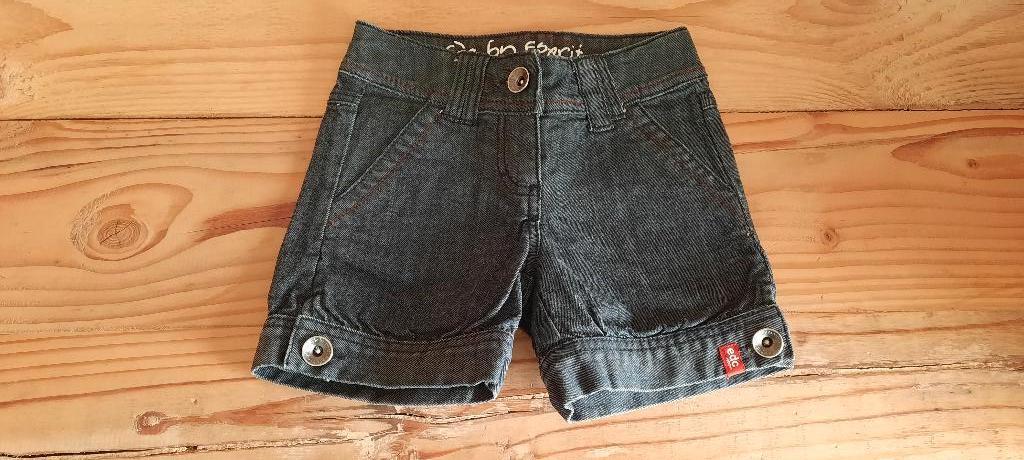 Short New Esprit taille 134, Enfants & Bébés, Vêtements enfant | Taille 134, Neuf, Enlèvement ou Envoi, Autres types, Esprit