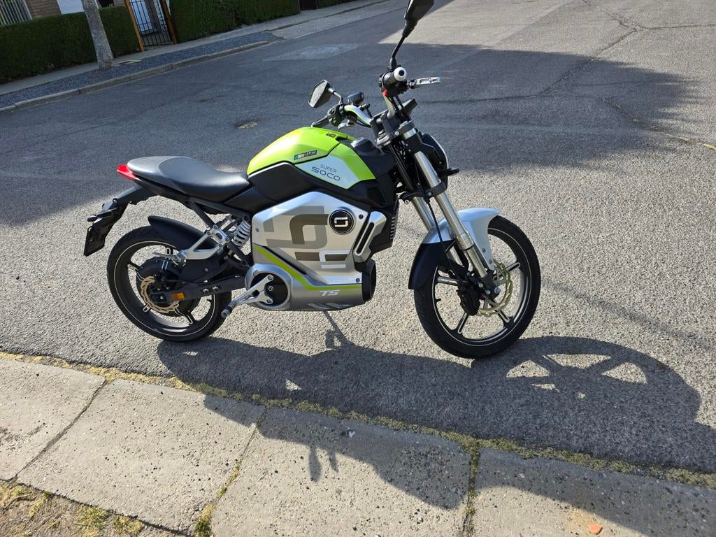 Proposer moi vos véhicule je suis de liège, Autos, Euro 6, Particulier, Hybride Électrique/Essence, Série 5