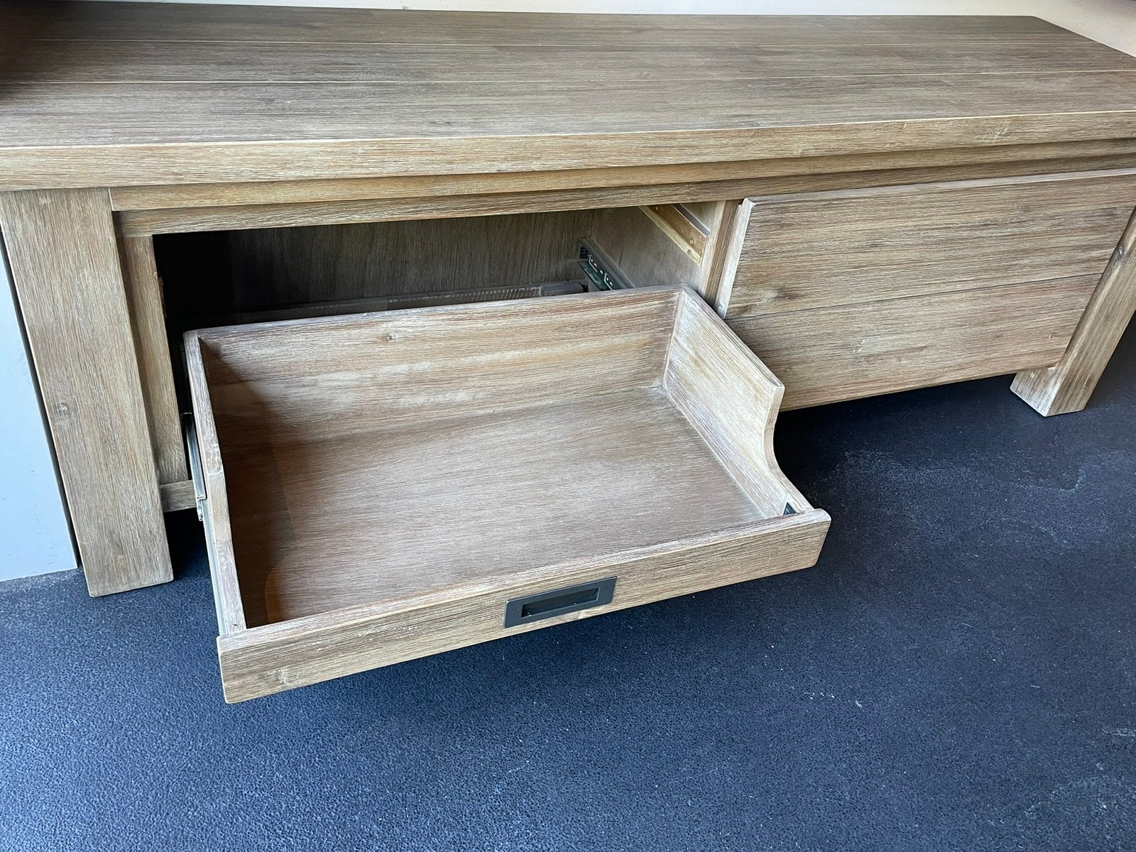 Tv-Kast in acacia, Huis en Inrichting, Ophalen