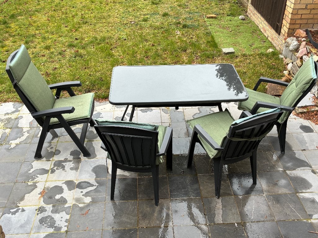 Tuintafel + 4 stoelen + kussens, Tuin en Terras, Tuintafels, Ophalen, Gebruikt, Rechthoekig