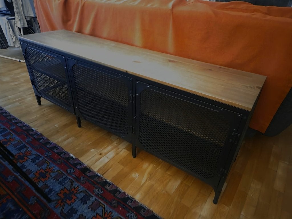 Meuble TV IKEA FJÄLLBO – Comme neuf !, 25 à 50 cm, Moins de 100 cm, Pin, 150 à 200 cm