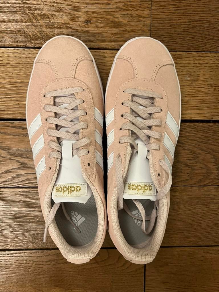 baskets adidas neuves vl court 2.0 skateboard roses 39 1/3, Ophalen of Verzenden, Nieuw