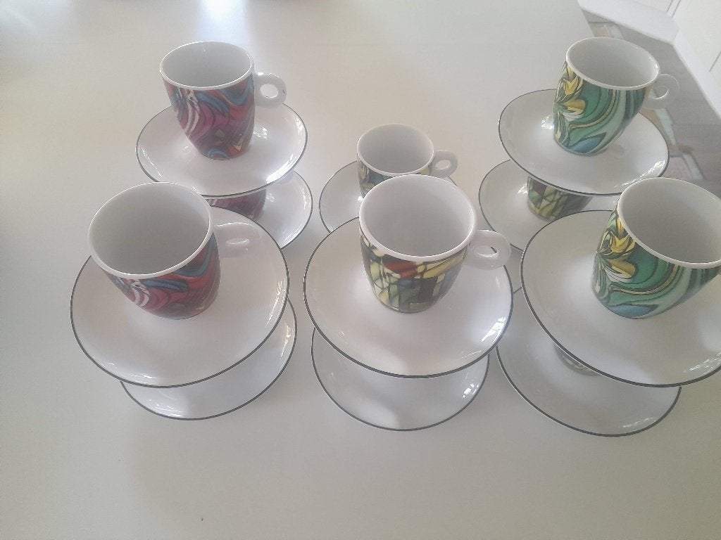 Koffietasjes met onderbordjes van merk Yong, Maison & Meubles, Mug, Comme neuf, Enlèvement, Porcelaine